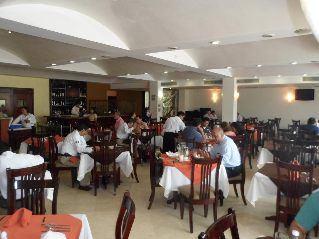 Hotel Poza Rica Inn エクステリア 写真