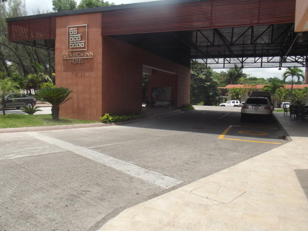 Hotel Poza Rica Inn エクステリア 写真