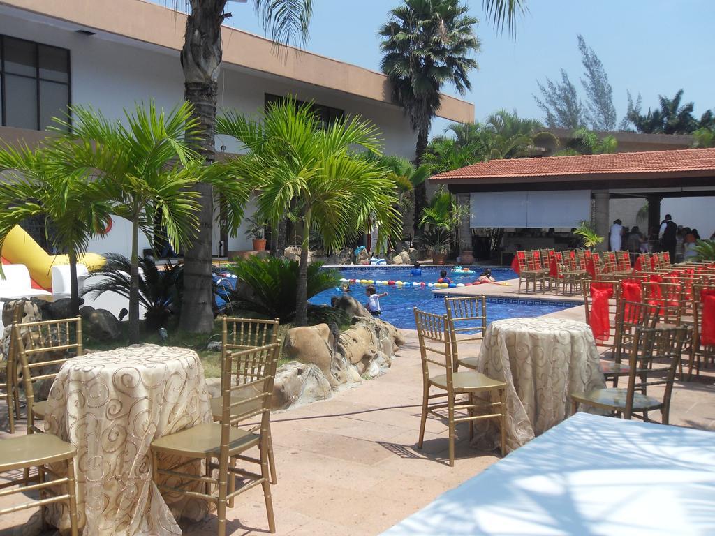 Hotel Poza Rica Inn エクステリア 写真