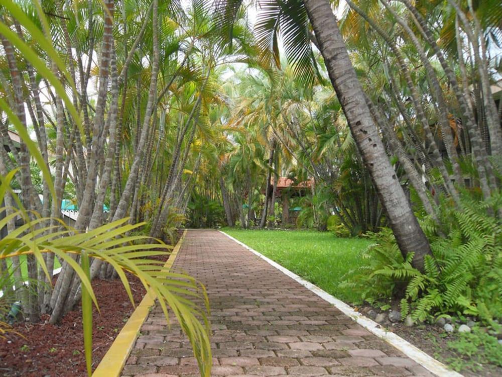 Hotel Poza Rica Inn エクステリア 写真