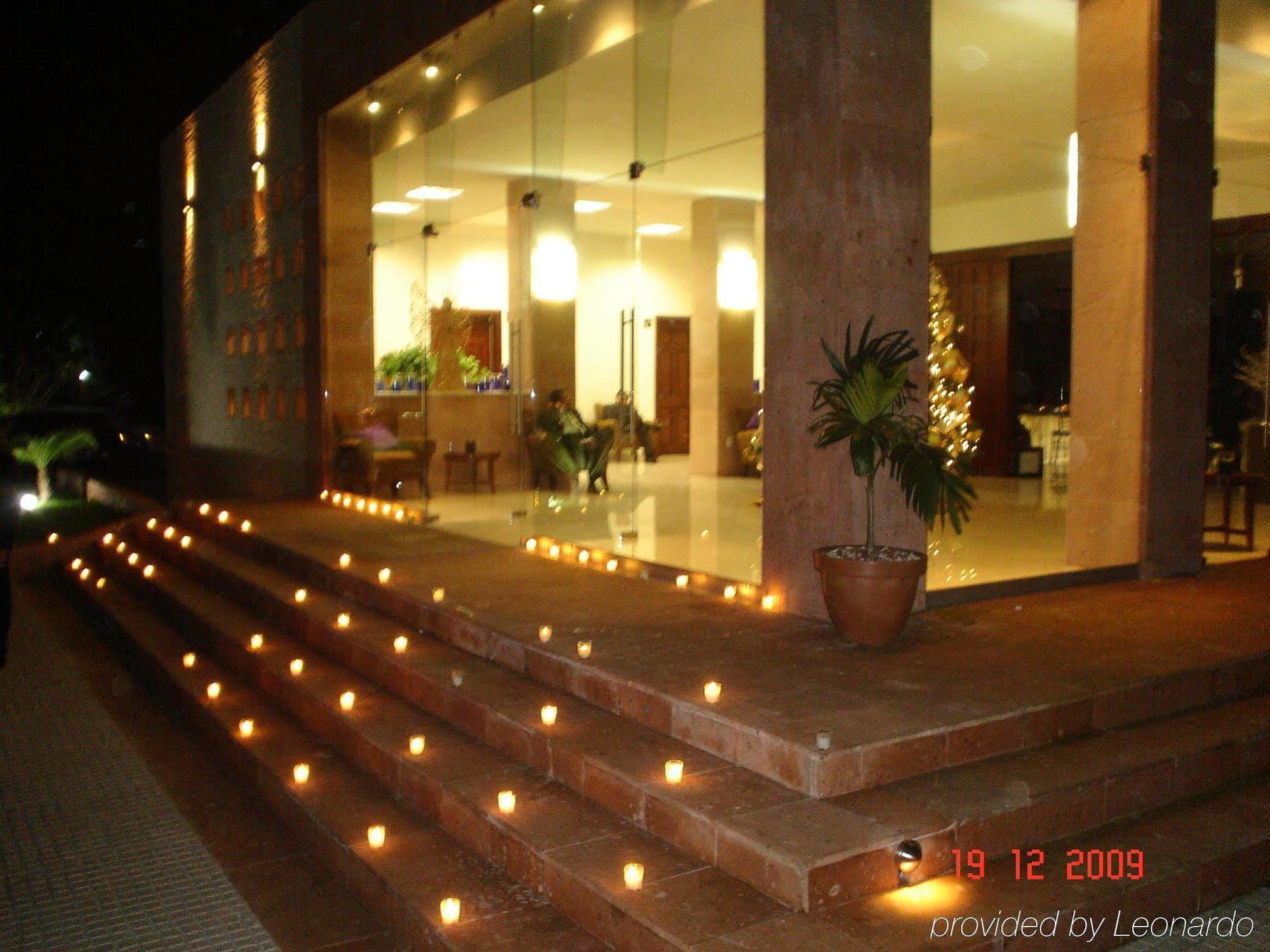 Hotel Poza Rica Inn エクステリア 写真