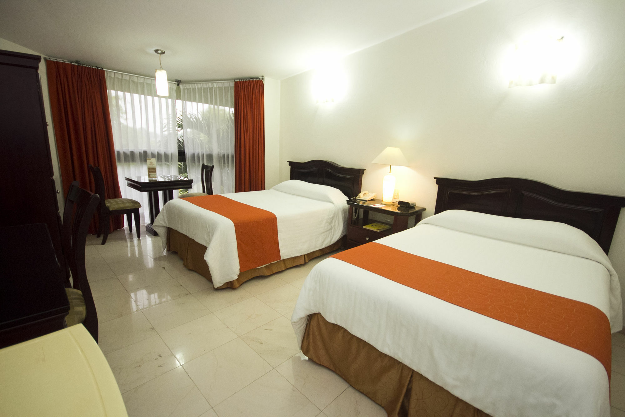 Hotel Poza Rica Inn エクステリア 写真